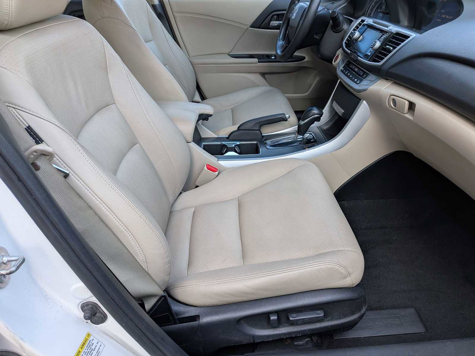 Used 2014 Honda Accord EX-L image 19