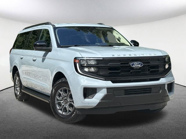 Certified 2025 Ford Expedition Max Active RWD image 2