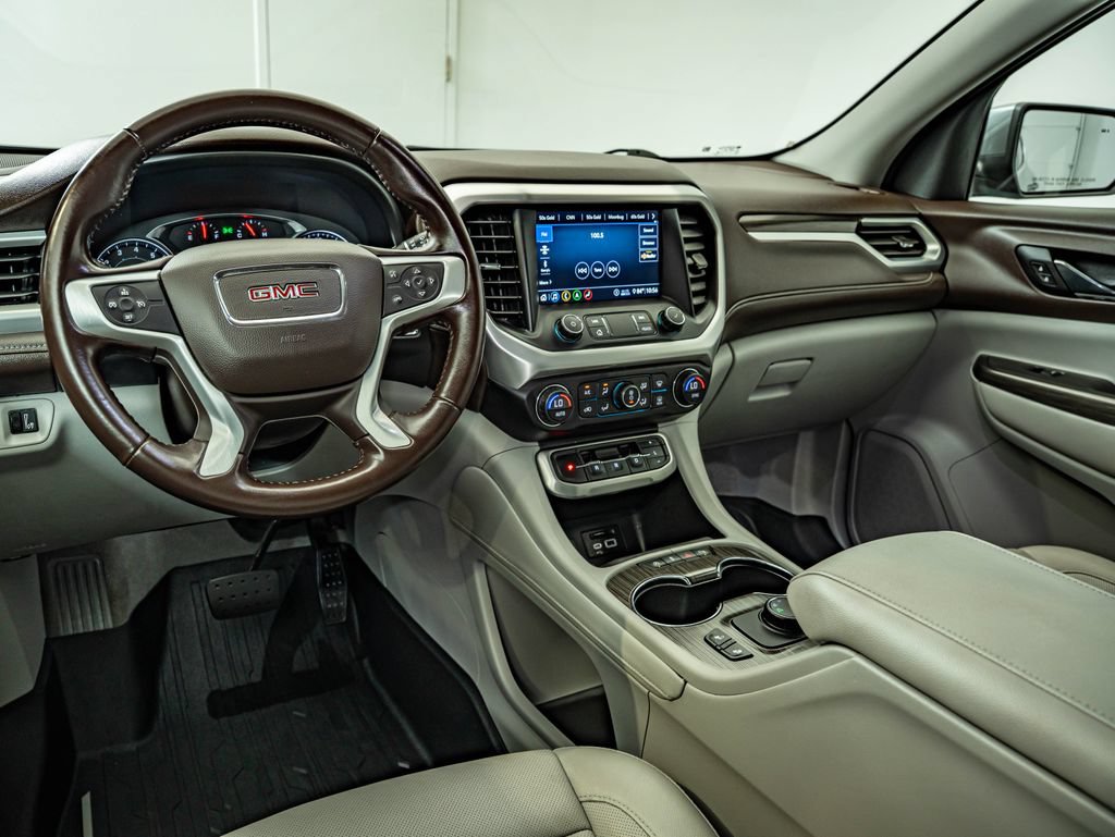 Used 2020 GMC Acadia SLT FWD image 29