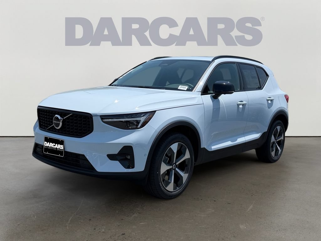 New 2026 Volvo XC40 B5 Plus w/ Protection Package Premier AWD/4WD image 2