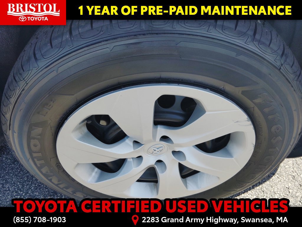 Certified 2025 Toyota RAV4 LE AWD/4WD image 9