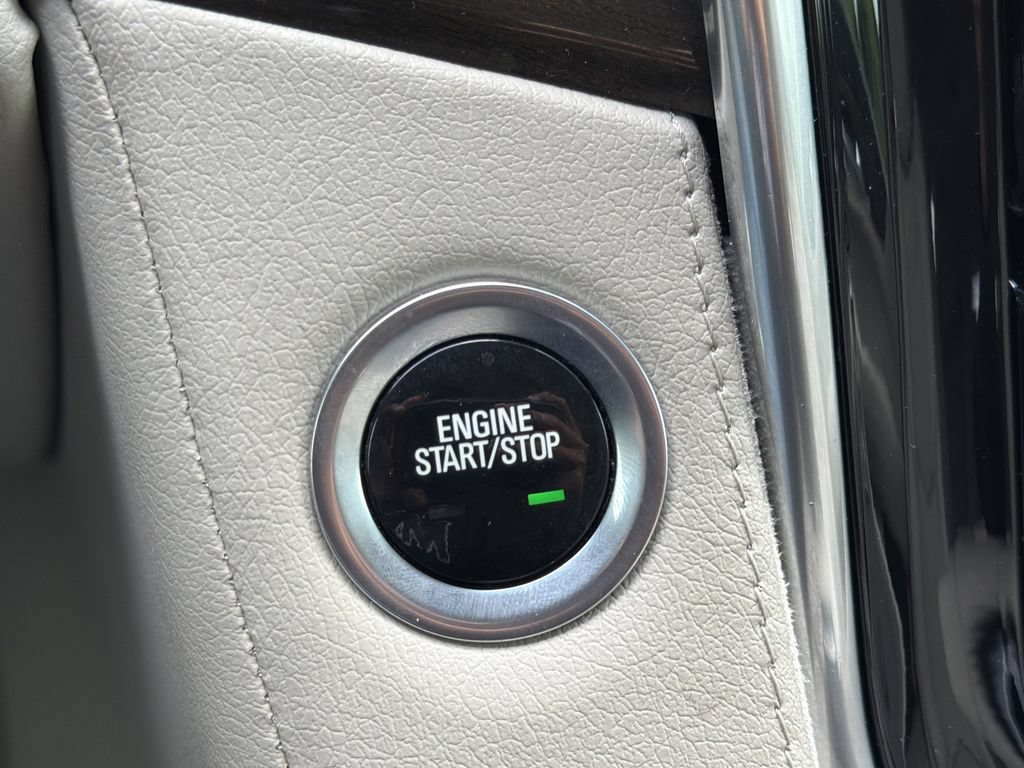 Used 2020 Cadillac Escalade Premium Luxury AWD/4WD image 8