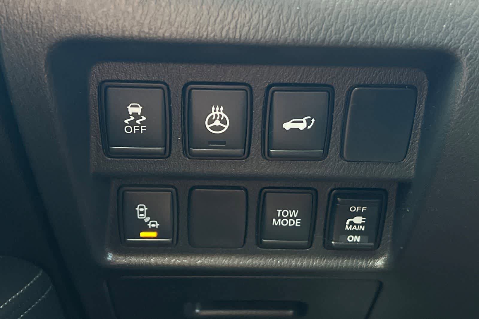 Used 2020 Nissan Pathfinder SL FWD image 35