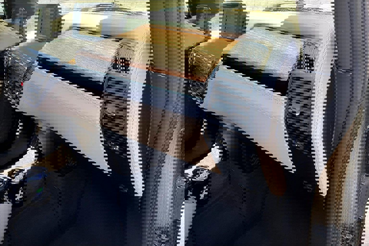 Used 2016 BMW i3 image 14