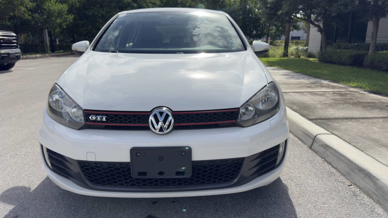 Used 2013 Volkswagen Golf 4-Door image 3