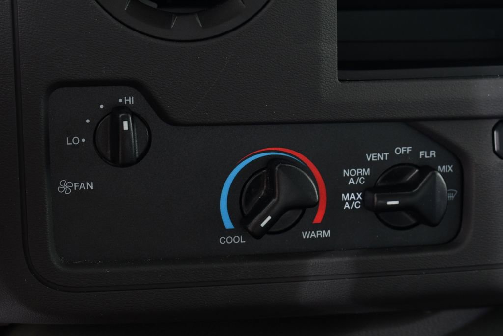 New 2026 Ford E-350 and Econoline 350 Super Duty w/ Power Equipment Group image 31