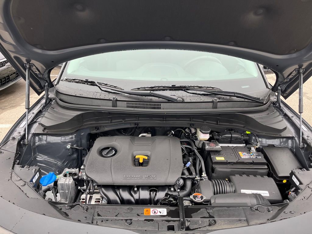 Used 2025 Kia Soul LX w/ LX Technology Package FWD image 9