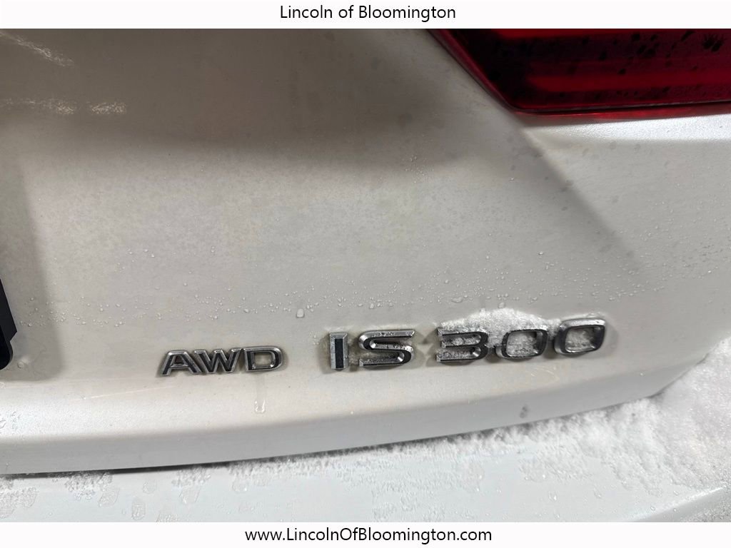 Used 2016 Lexus IS 300 AWD image 15