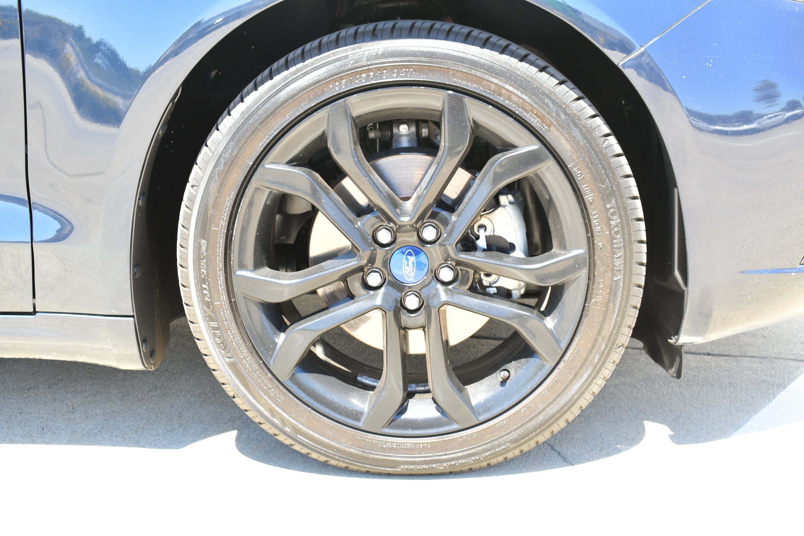 Used 2020 Ford Fusion SE w/ Equipment Group 151A FWD image 4