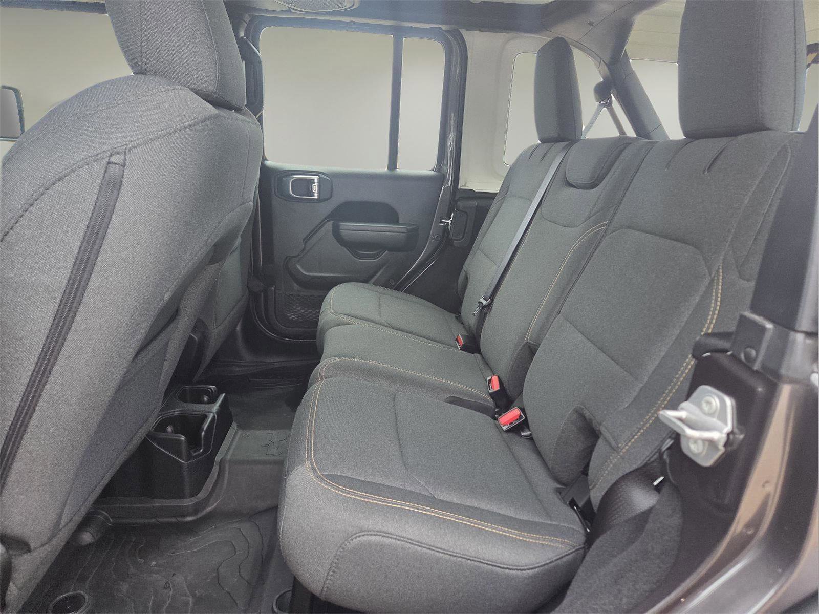 Used 2025 Jeep Wrangler Sport image 62