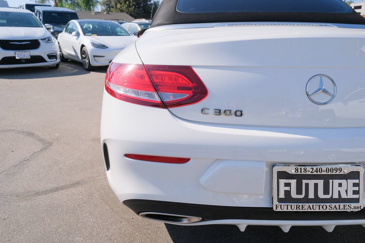 Used 2017 Mercedes-Benz C 300 Cabriolet image 4