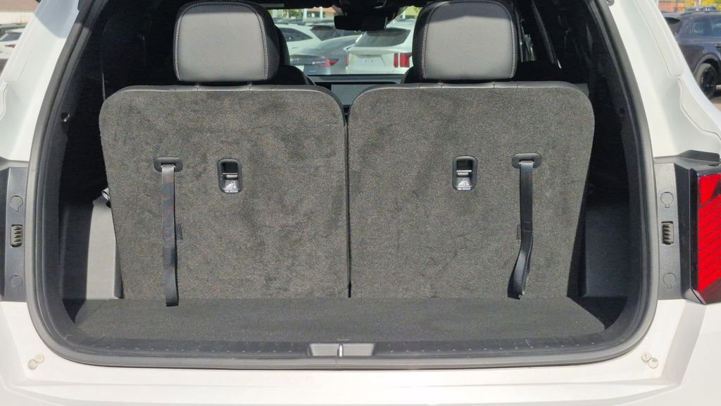 Used 2024 Kia Sorento SX Prestige image 16