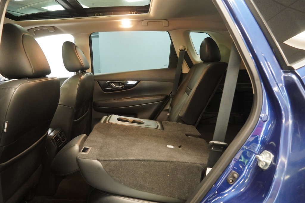 Used 2019 Nissan Rogue SL w/ Premium Package AWD/4WD image 27