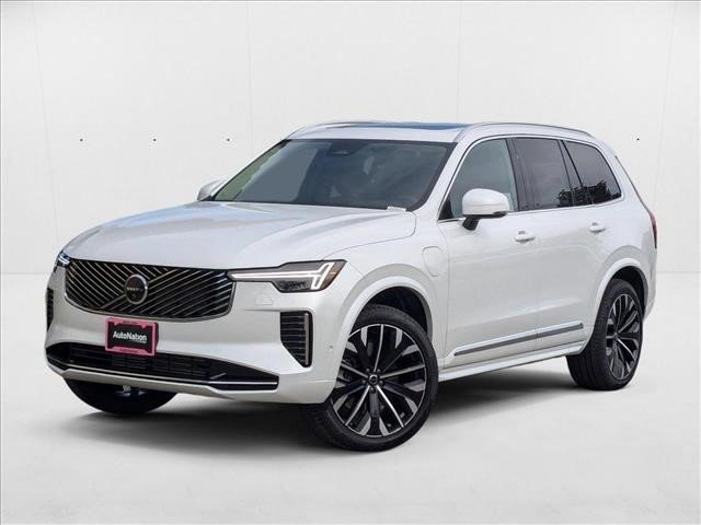 New 2025 Volvo XC90 T8 Plus w/ Protection Package Premier
