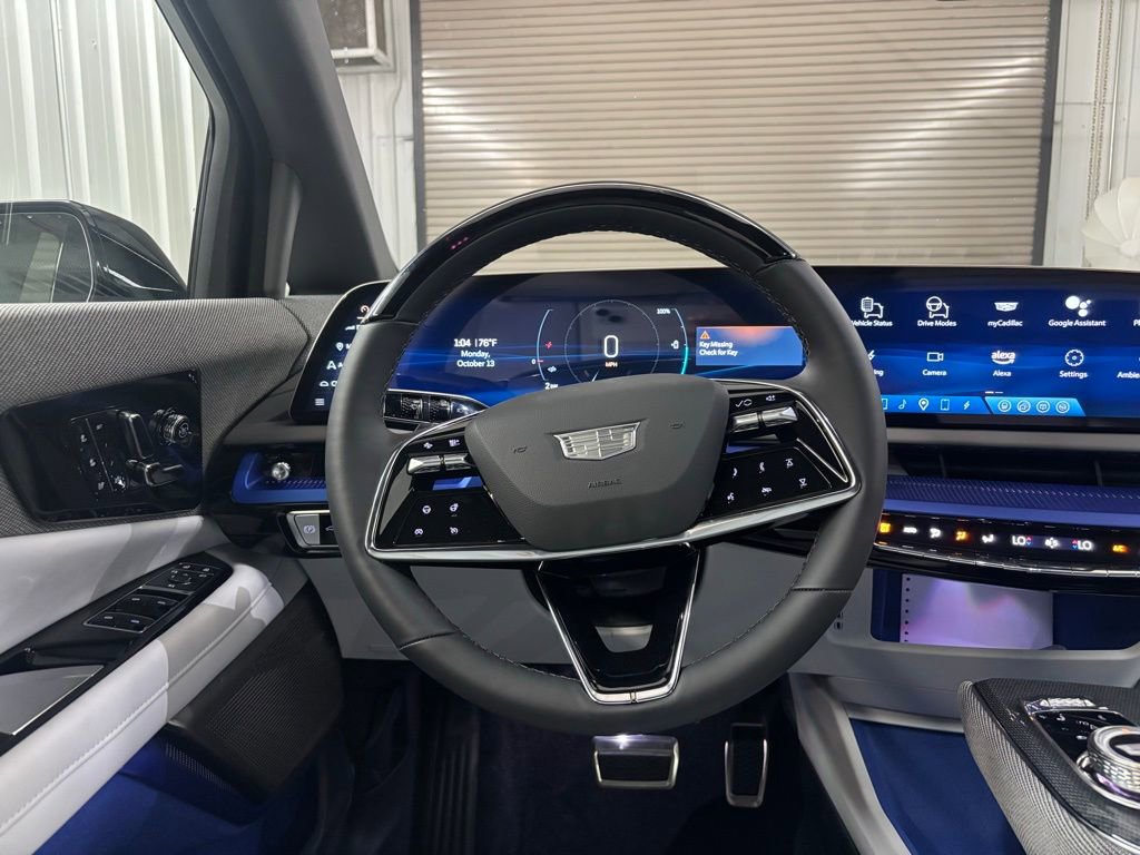 New 2025 Cadillac Optiq Sport 2 w/ LPO, Floor Liner Package image 24