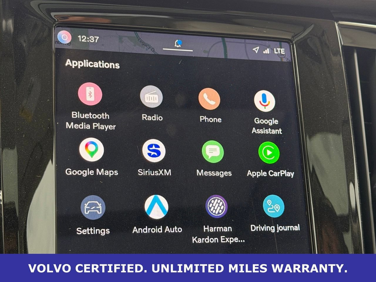 Certified 2025 Volvo V90 B6 Cross Country Ultra AWD/4WD image 24