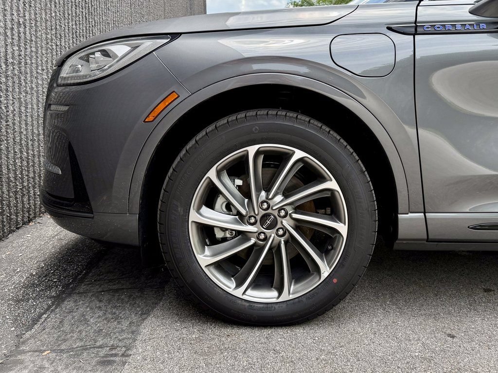 New 2025 Lincoln Corsair Grand Touring AWD/4WD image 37