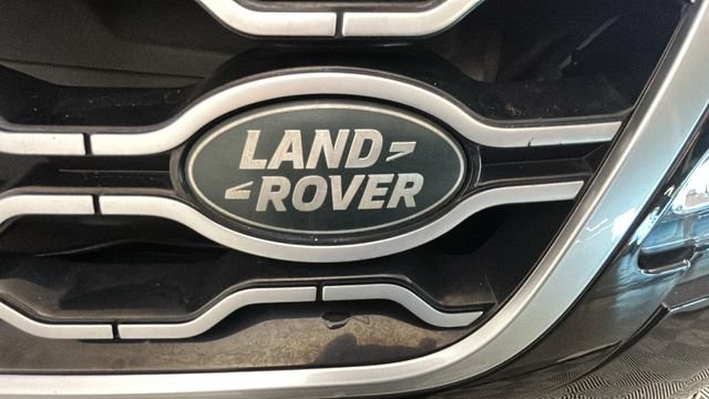 Used 2021 Land Rover Range Rover Evoque S AWD/4WD image 9