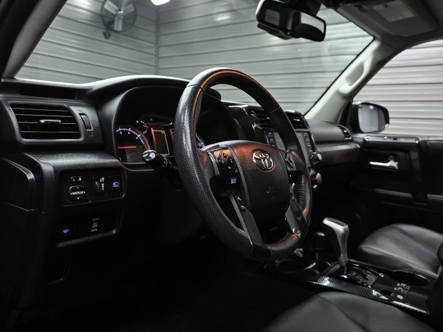 Used 2021 Toyota 4Runner TRD Off-Road Premium w/ Moonroof Package AWD/4WD image 11