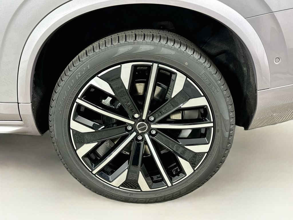 Used 2026 Volvo XC90 B6 Plus w/ Protection Package Premier AWD/4WD image 24