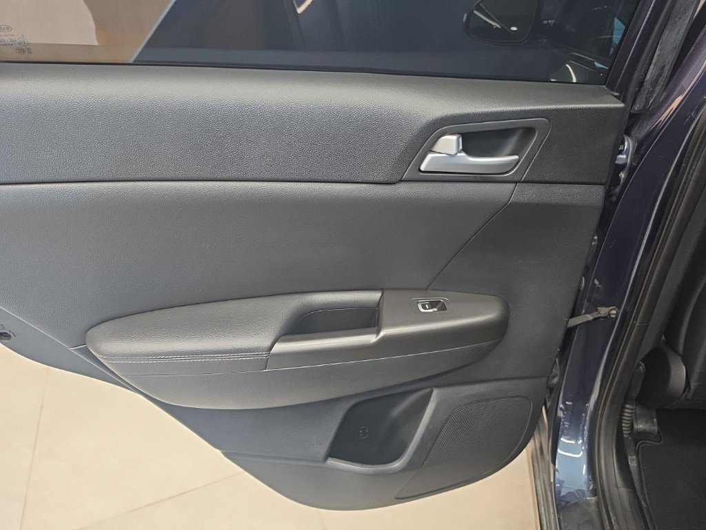 Certified 2021 Kia Sportage S FWD image 37