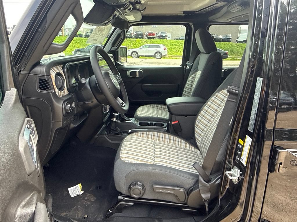 New 2026 Jeep Wrangler Unlimited Sport AWD/4WD image 17