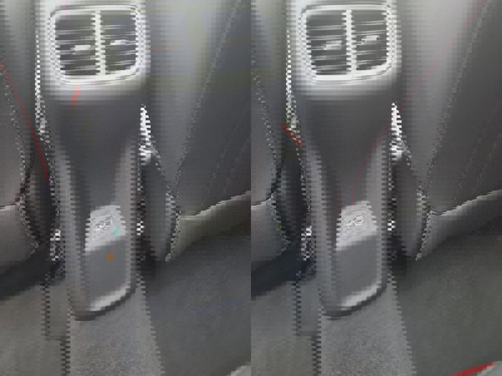 Certified 2023 Buick Envision Essence w/ Sport Touring Package image 34