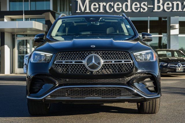 Certified 2024 Mercedes-Benz GLE 350 4MATIC w/ AMG Line Exterior image 2