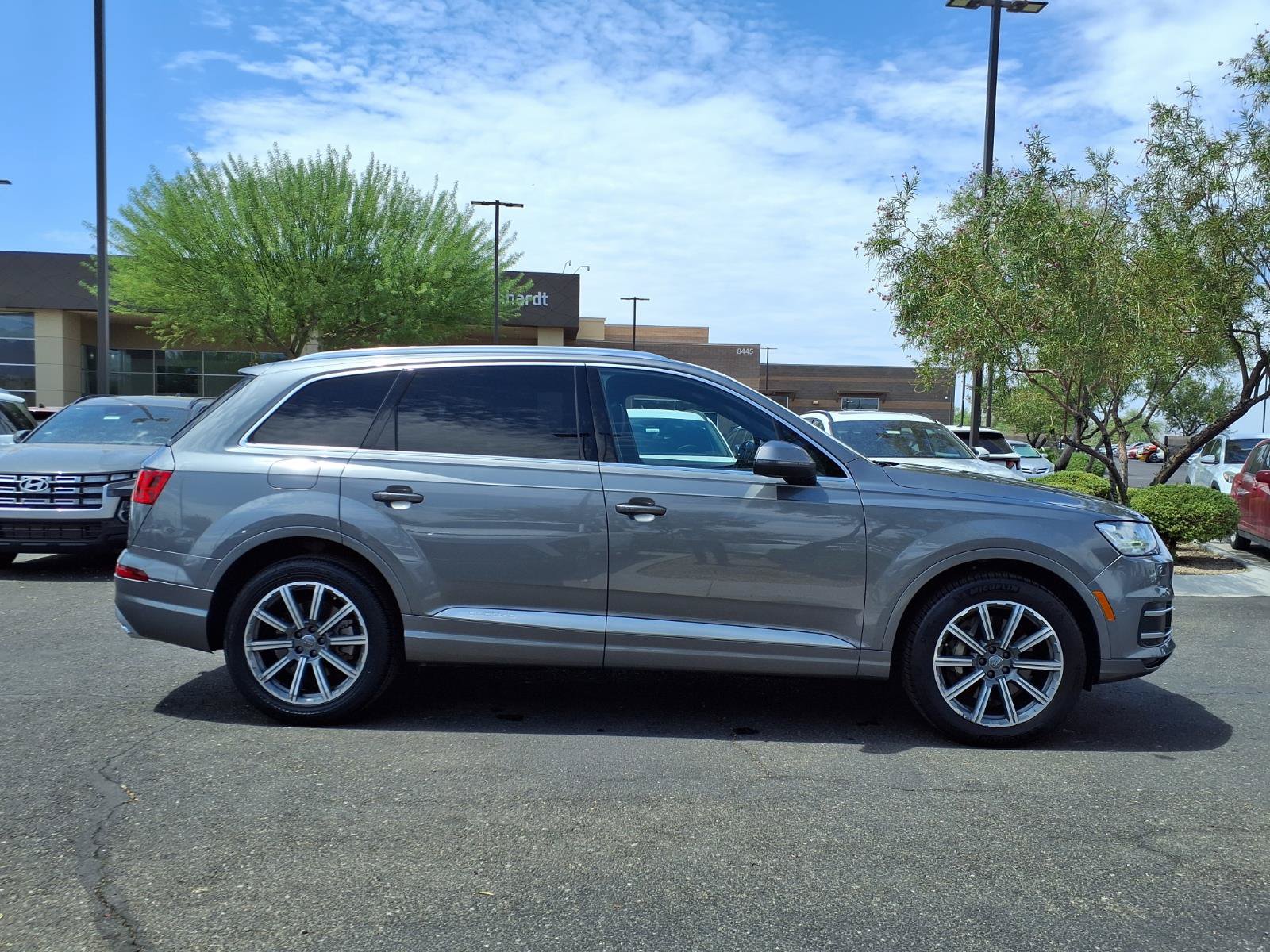 Used 2018 Audi Q7 2.0T Premium Plus w/ Premium Plus Package AWD/4WD image 7