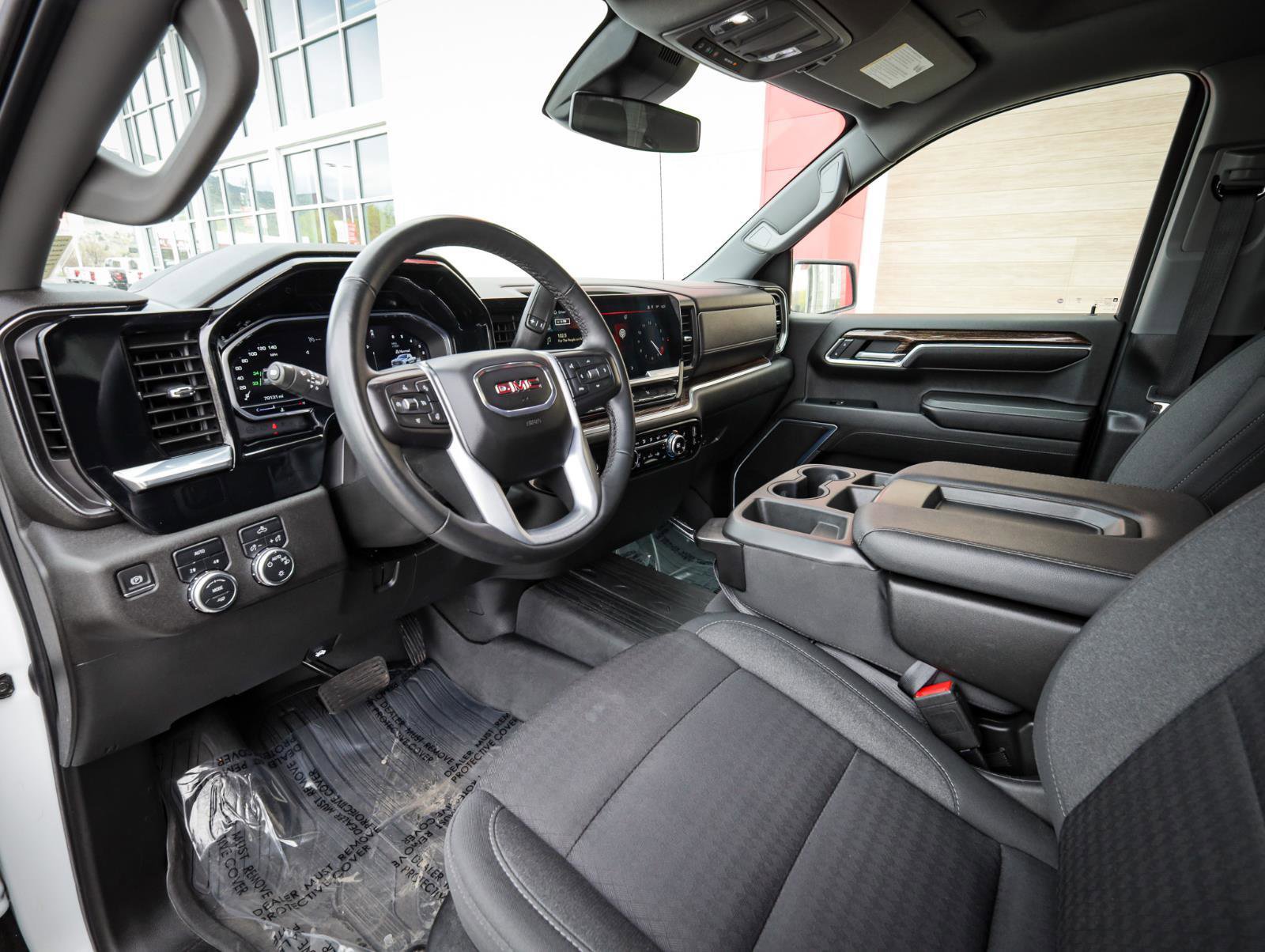 Used 2023 GMC Sierra 1500 SLE image 12