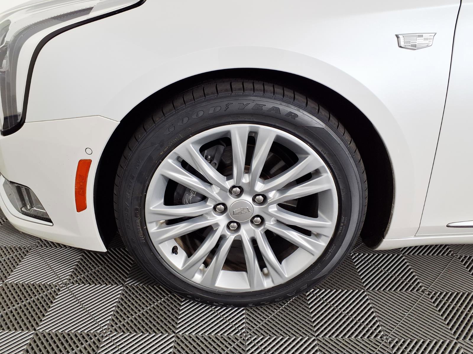 Used 2019 Cadillac XTS Luxury FWD image 7