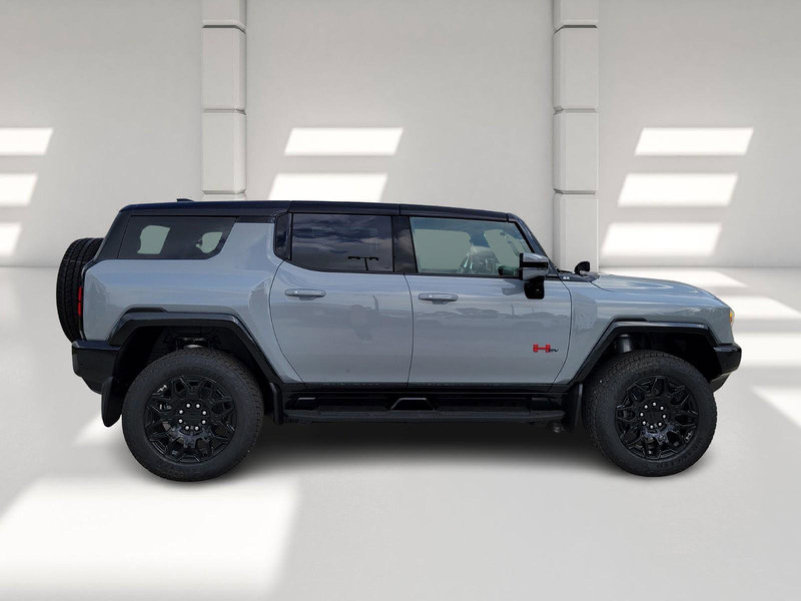 New 2025 GMC Hummer EV 2X w/ LPO, Illumination Package image 4