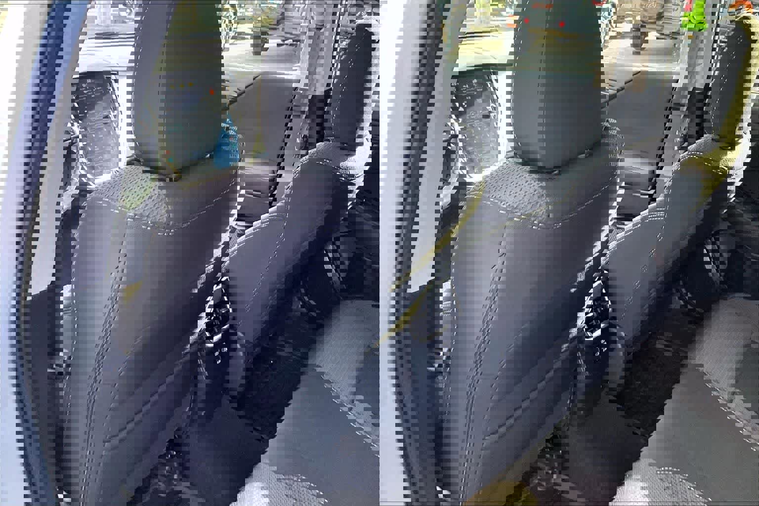 Used 2023 Subaru Outback Premium image 12