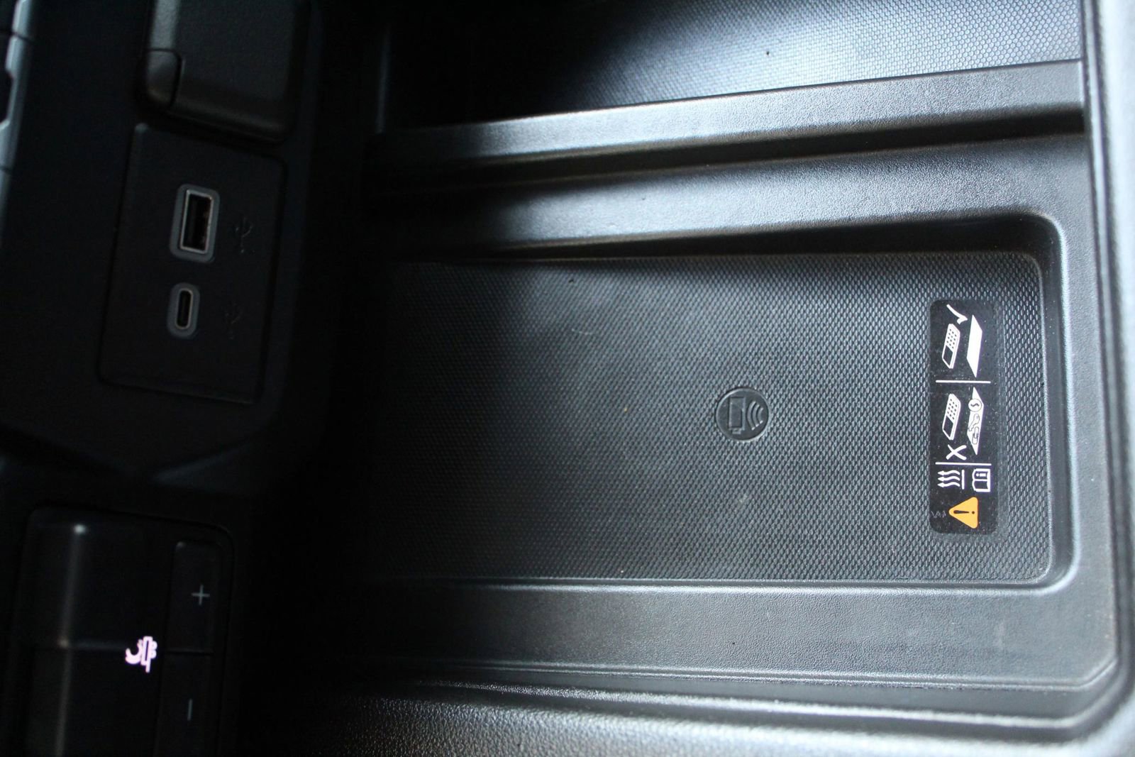 Used 2023 Chevrolet Silverado 2500 LTZ w/ LTZ Plus Package image 20