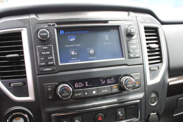 Used 2018 Nissan Titan SV w/ SV Convenience Package RWD image 33