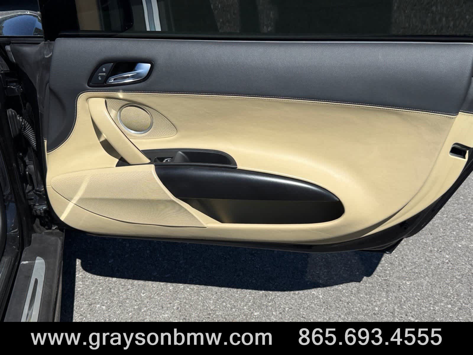 Used 2011 Audi R8 V10 AWD/4WD image 19