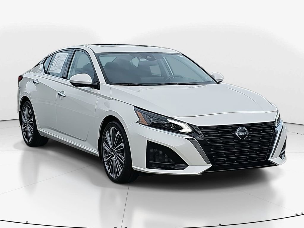 Used 2025 Nissan Altima 2.5 SL video 2
