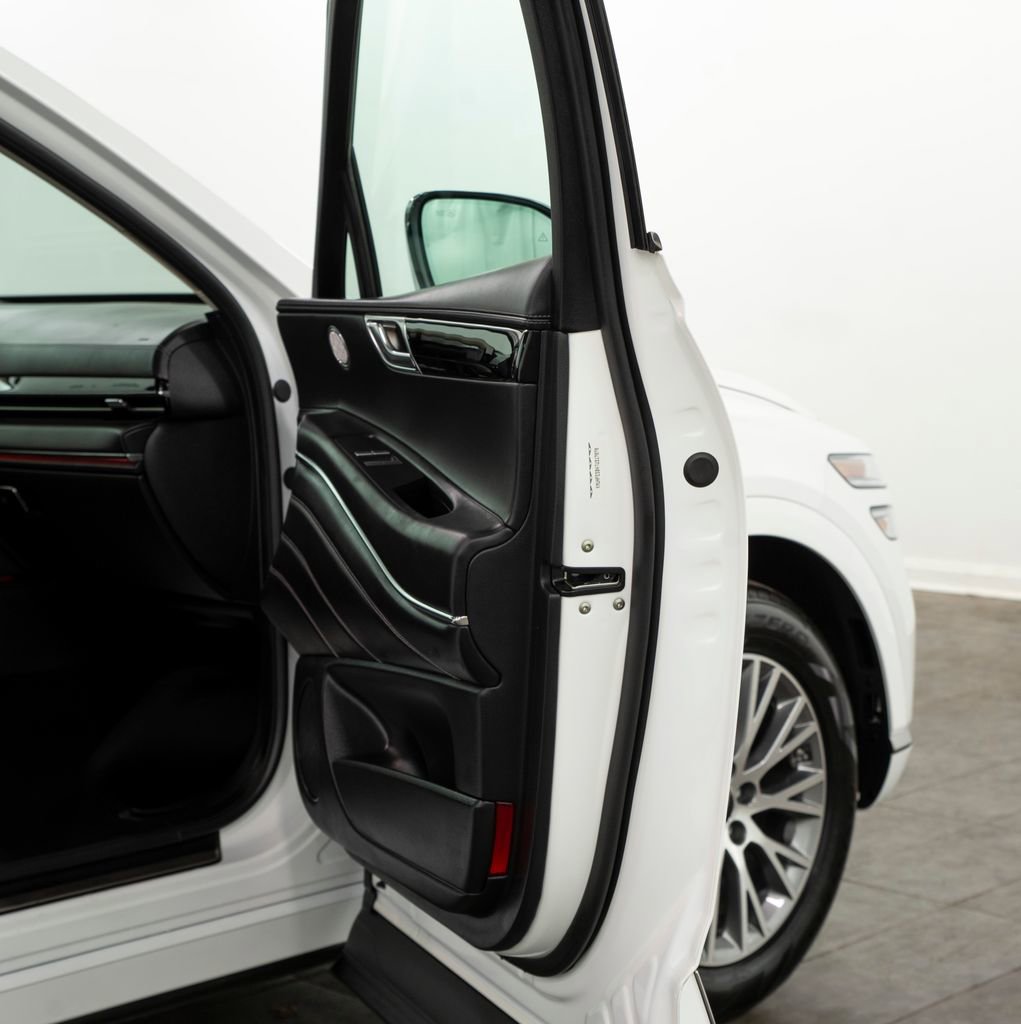 Used 2026 Genesis GV80 2.5T image 18