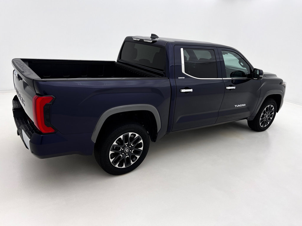 Used 2025 Toyota Tundra Limited AWD/4WD image 6