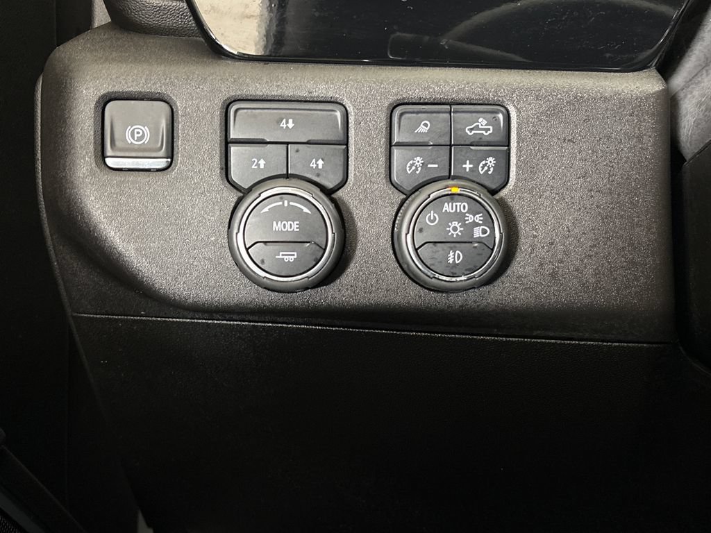 Used 2025 Chevrolet Silverado 2500 LT w/ All Star Edition AWD/4WD image 38