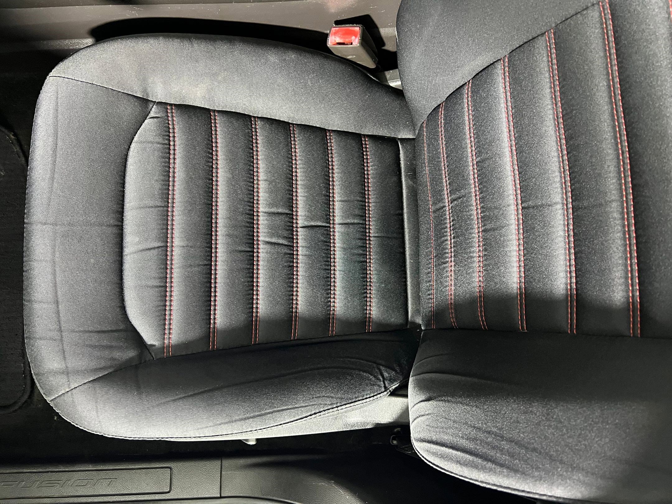 Used 2016 Ford Fusion SE image 23