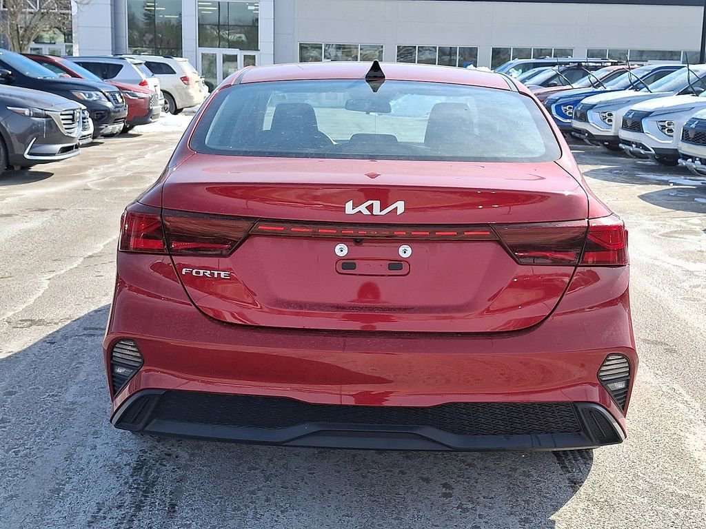 Used 2023 Kia Forte LXS image 5