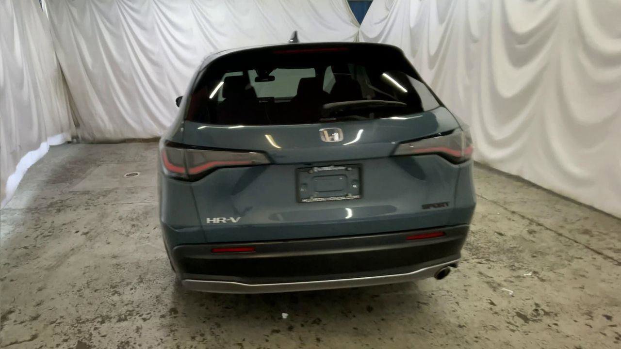 Certified 2025 Honda HR-V Sport image 7