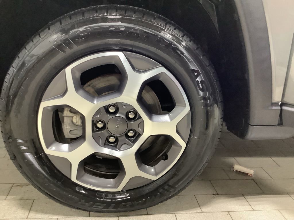 Used 2022 Jeep Compass Trailhawk image 27