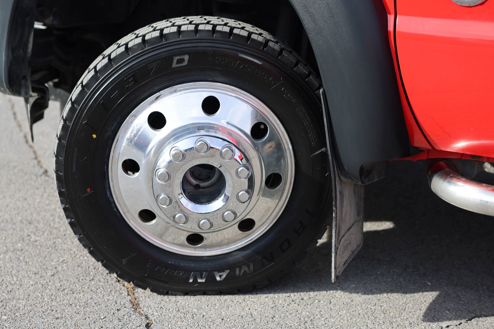 Used 2016 Ford F550 4x4 SuperCab Super Duty image 29