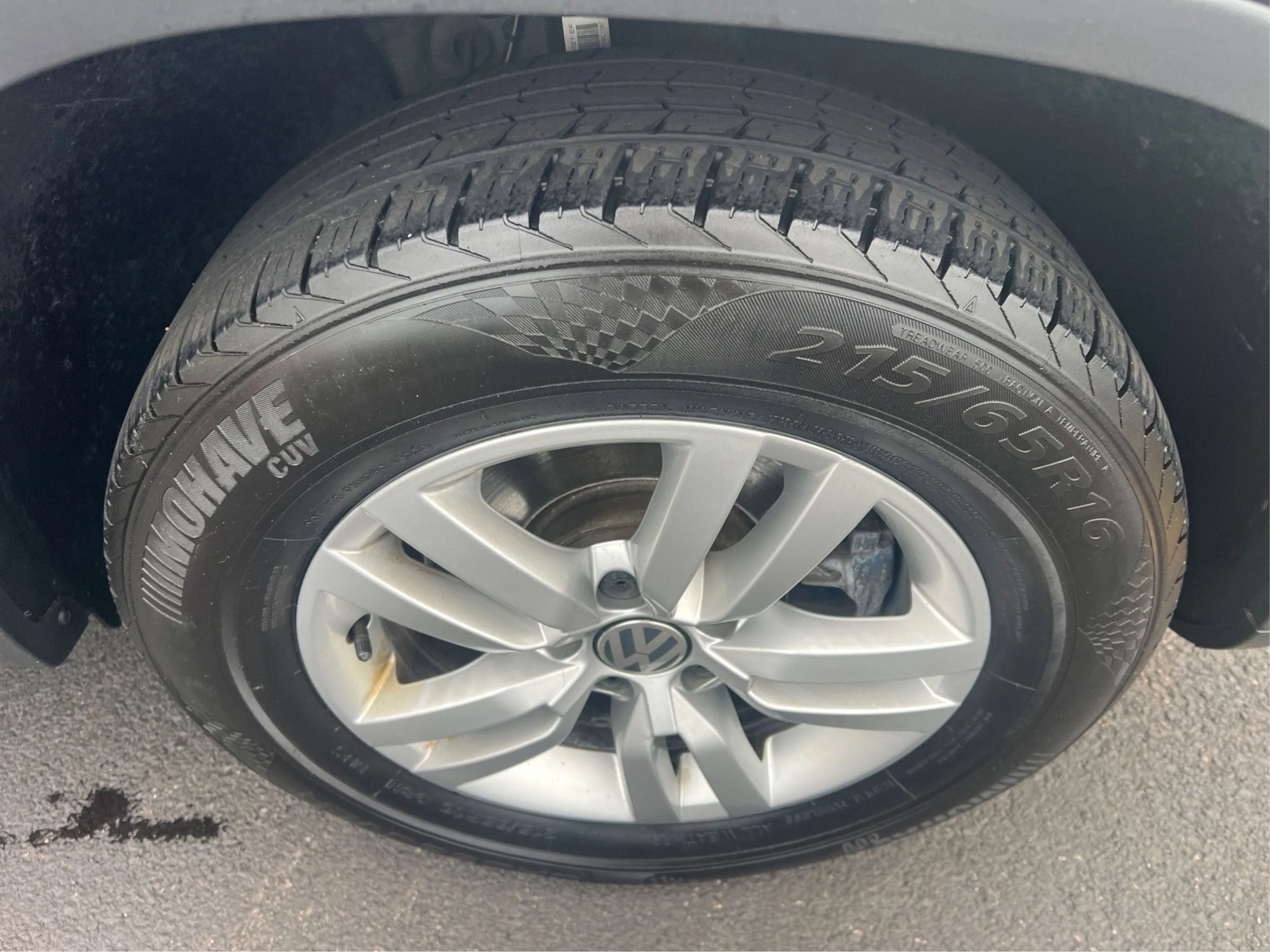 Used 2016 Volkswagen Tiguan S image 22