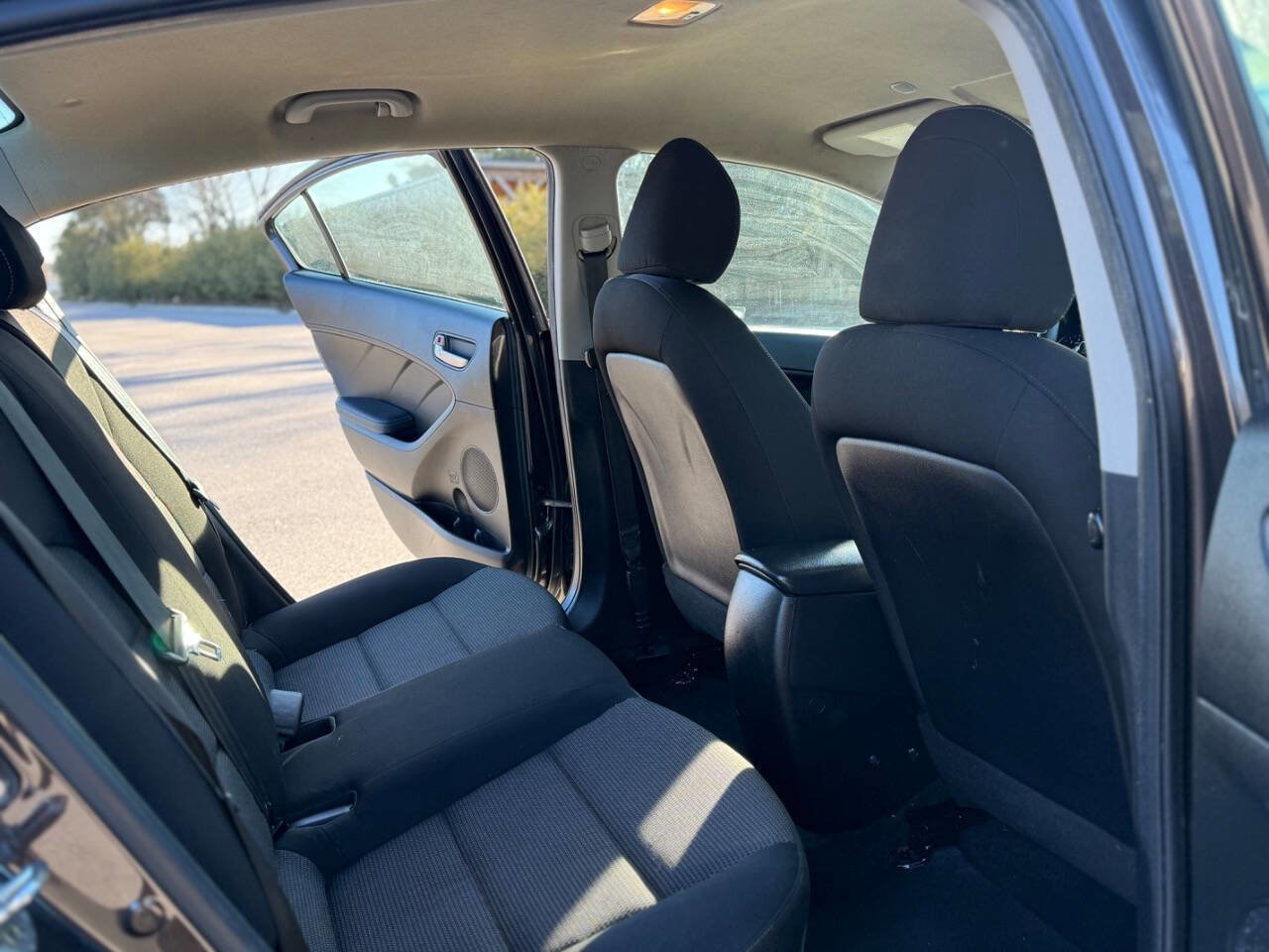 Used 2018 Kia Forte LX image 19