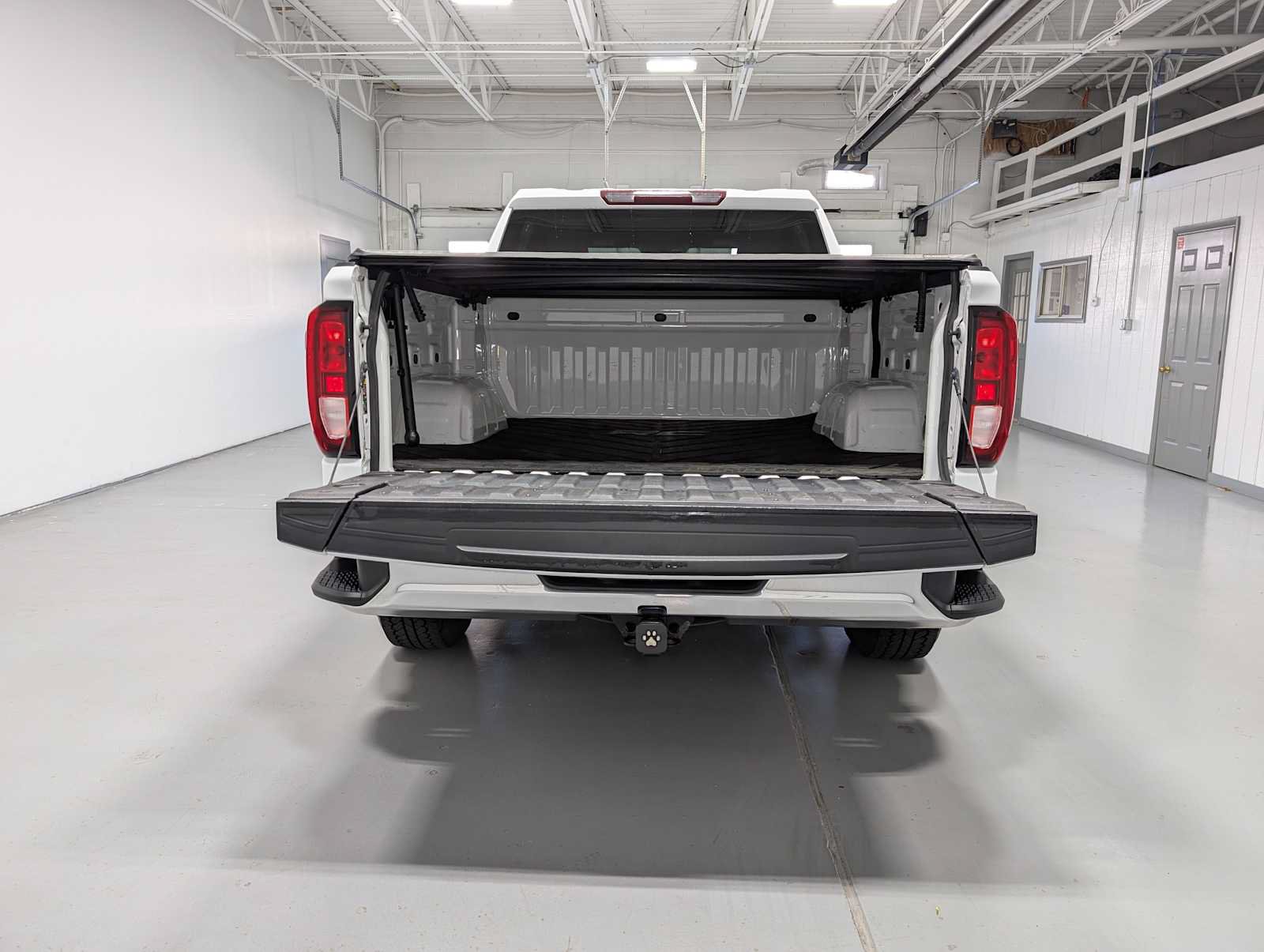Used 2022 GMC Sierra 1500 Pro w/ Pro Value Package AWD/4WD image 36