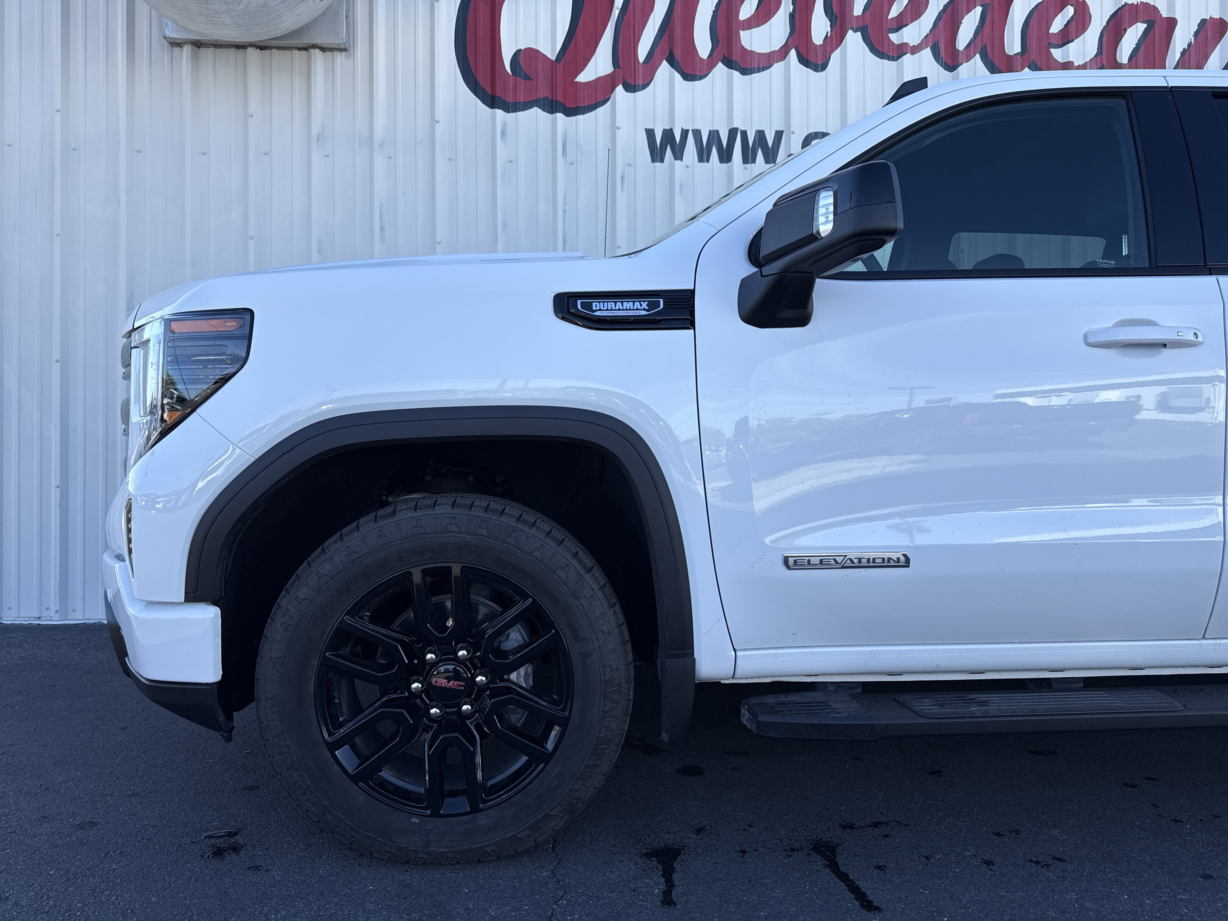 Used 2025 GMC Sierra 1500 Elevation w/ Elevation Premium Package image 4