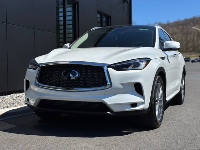 Used 2023 INFINITI QX50 Luxe image 3